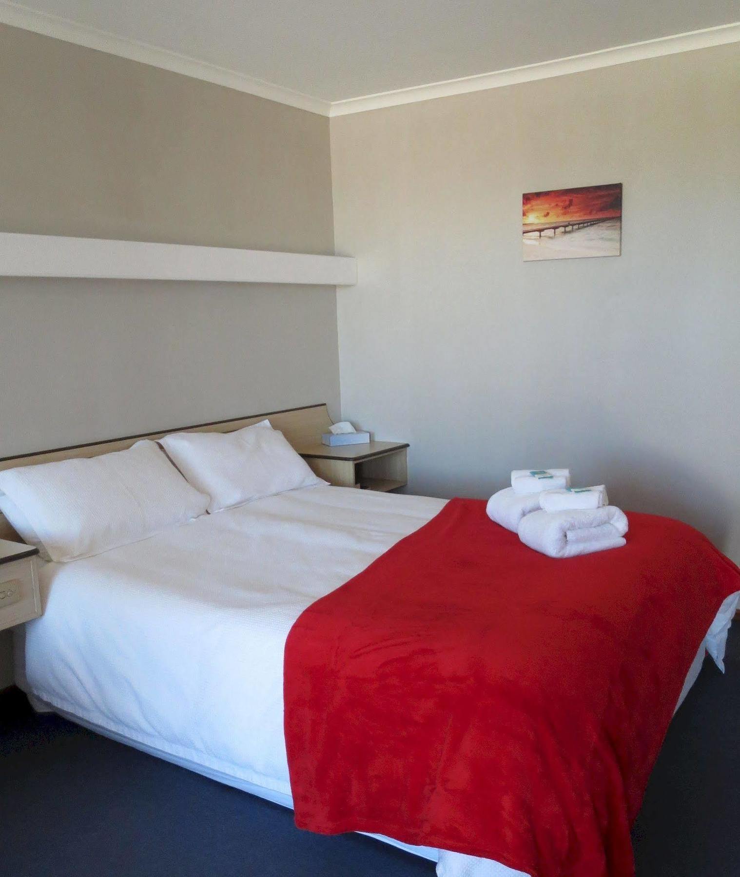 Stansbury Holiday Motel ภายนอก รูปภาพ